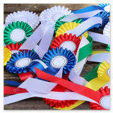 Hofschild mit Auszeichnung