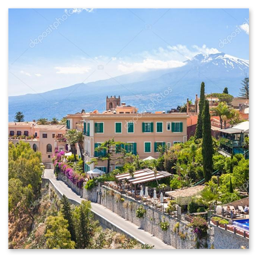 Pool mit Panorama über die Hügel der Iblei